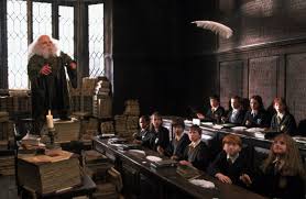 Questionário da aula de Harry Potter: Qual matéria de Hogwarts você aceitaria?